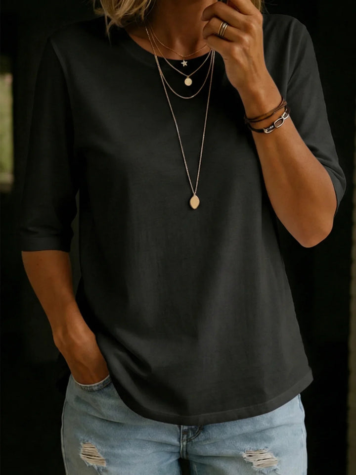Calvera | Essential Comfort Tee